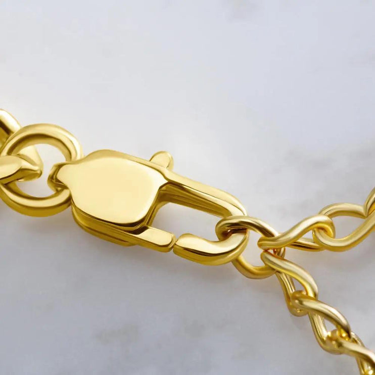 gold cuban link chain showing locking clasp