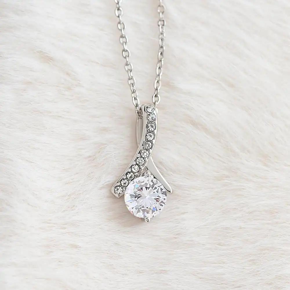 white gold alluring beauty necklace no box