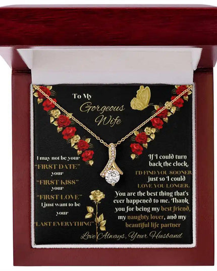 yellow gold alluring beauty necklace in mahogany box