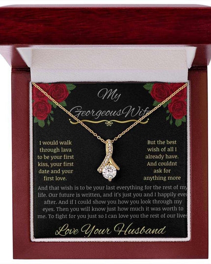 alluring beauty necklace with greeting card to beautiful wife in yellow gold in mahogany box