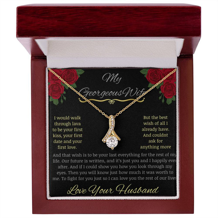 alluring beauty necklace with greeting card to beautiful wife in yellow gold in mahogany box