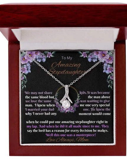 white gold alluring beauty necklace in a mahogany box